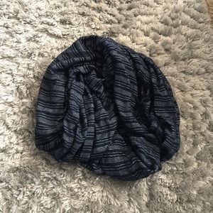 Pink VS Navy/Sliver Metallic Stripe Scarf